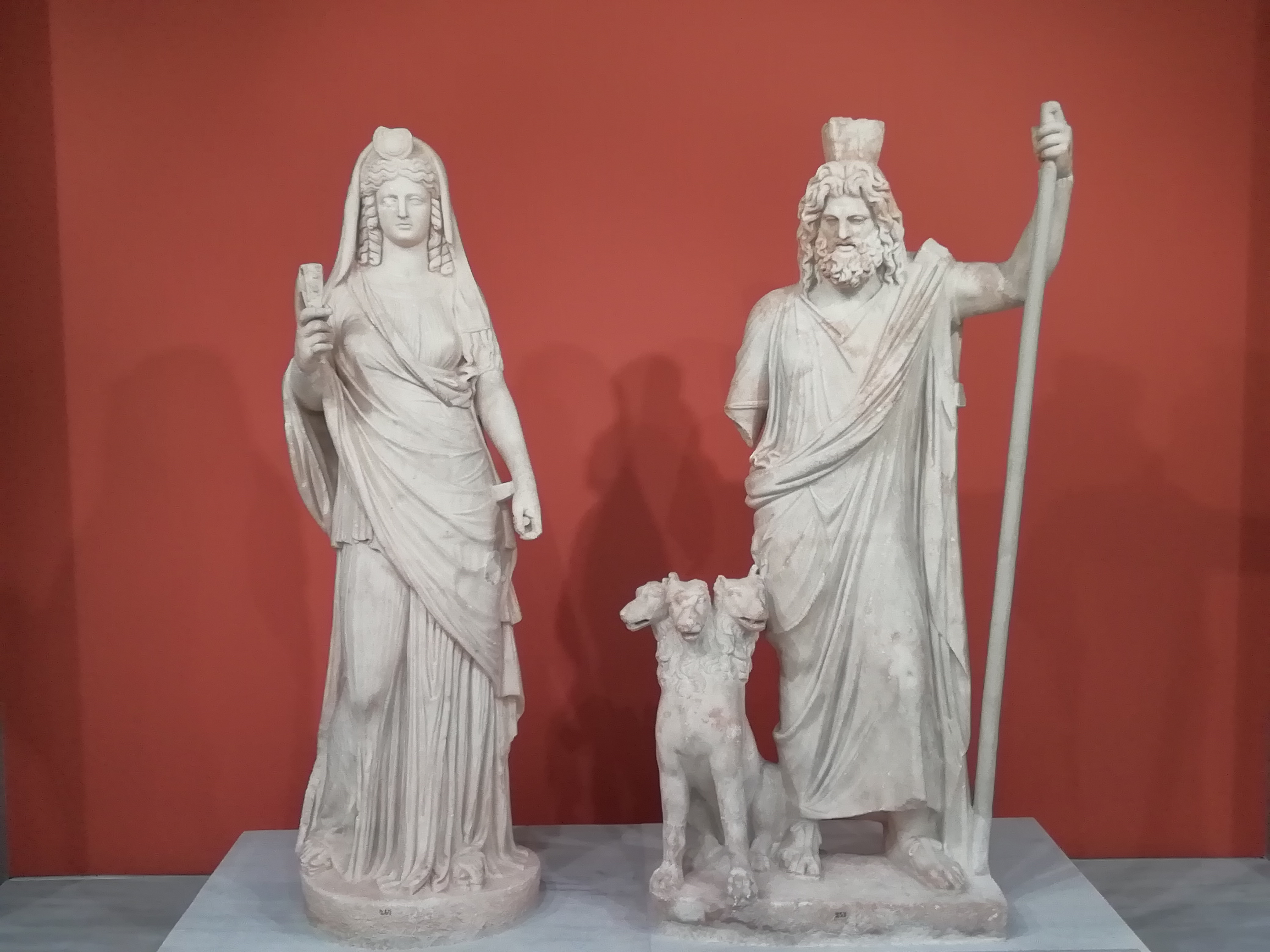 Skulptur Hades und Persephone